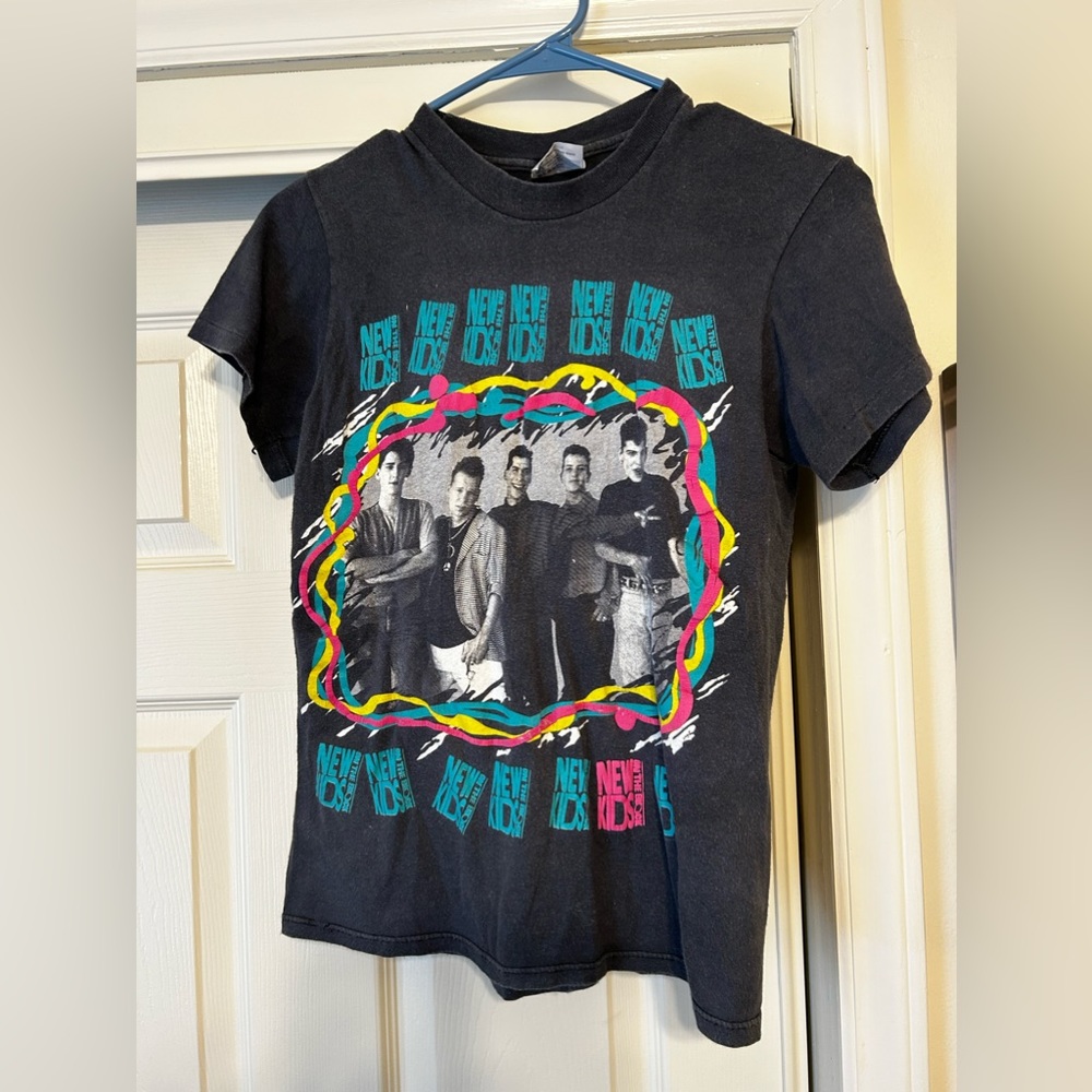 Vintage NKOTB New Kids on The block Tour Tee shirt